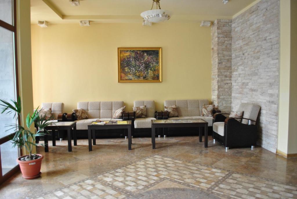 Arpa Hotel Yeghegnadzor Ngoại thất bức ảnh
