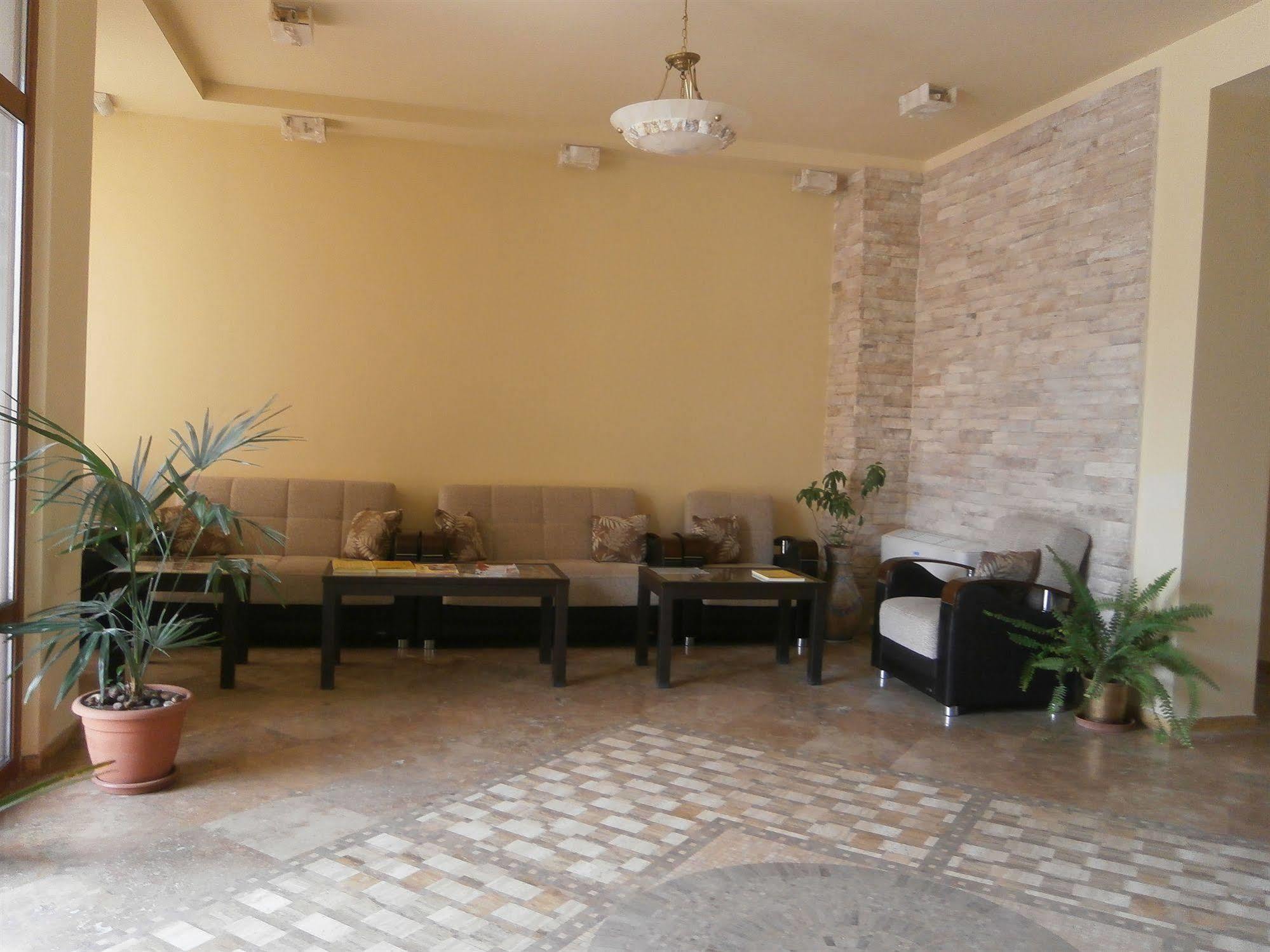 Arpa Hotel Yeghegnadzor Ngoại thất bức ảnh